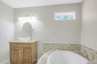 7413 Laketree Dr in Raleigh, NC - Building Photo - Building Photo