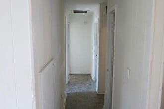 216 Bonita Ln in Holly Hill, SC - Building Photo - Building Photo