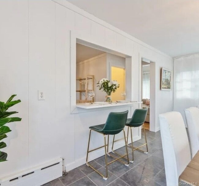 property at 1 Dogwood St
