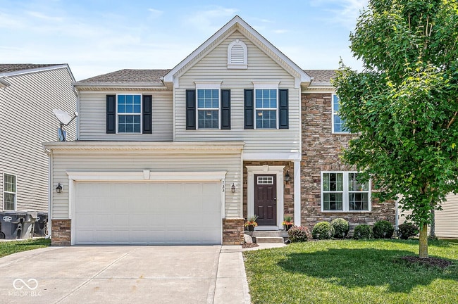 property at 733 Reunion Ln