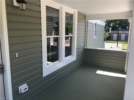 835 W 38th St in Norfolk, VA - Building Photo