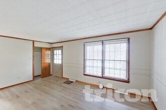 1546 Grant Dr in St. Charles, MO - Building Photo - Building Photo