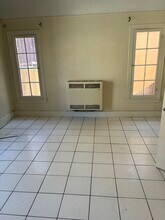 106 S Cummings St in Los Angeles, CA - Building Photo - Building Photo