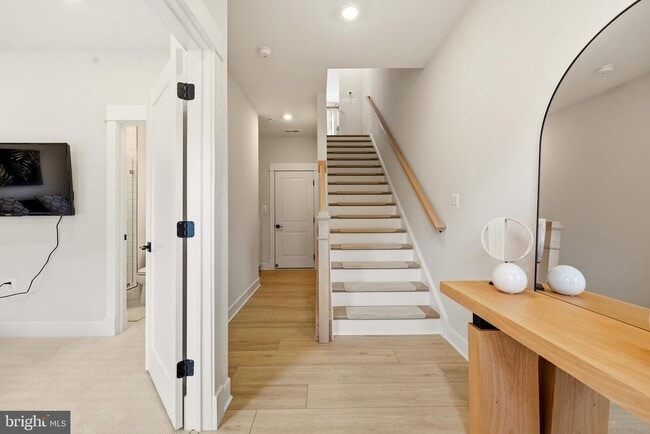 22810 Tawny Pne Sq in Brambleton, VA - Building Photo - Building Photo