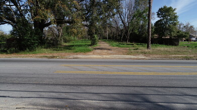 Cardinal Court in Albany, GA - Building Photo - Building Photo