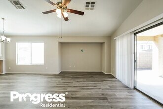 15638 N 20th Ave in Phoenix, AZ - Building Photo - Building Photo