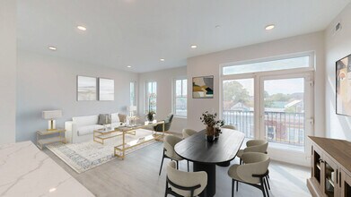 42 Mount Pleasant Ave, Unit 1 in Boston, MA - Foto de edificio - Building Photo