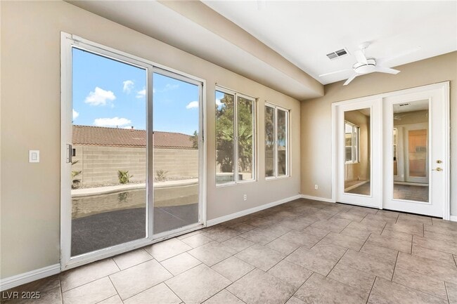 7232 Frontier Hills Ave