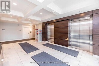 630-630 Sauve St in Milton, ON - Building Photo - Building Photo