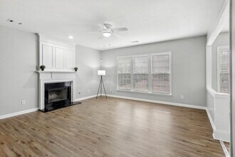 1972 Polesdean Ln NW in Duluth, GA - Building Photo - Building Photo
