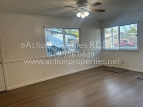 8208 Cordelia Cir in Citrus Heights, CA - Building Photo - Building Photo