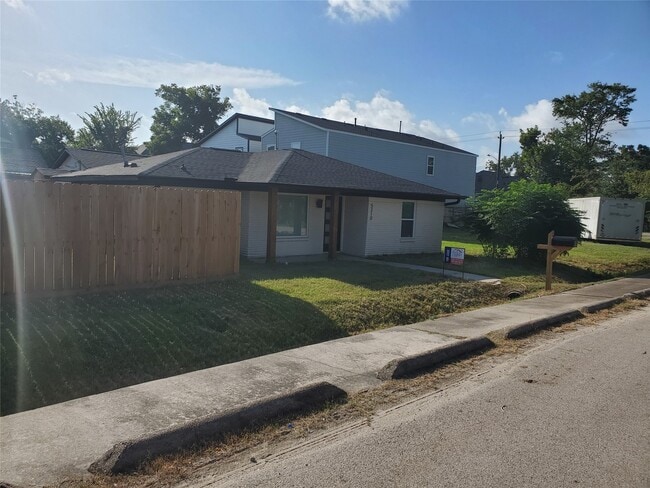 property at 5310 Randon Rd