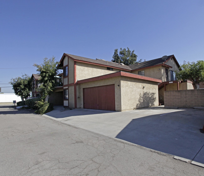 12875 Nutwood St in Garden Grove, CA - Building Photo - Building Photo