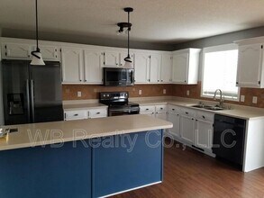 710 SE Murphy Dr in Waukee, IA - Building Photo - Building Photo