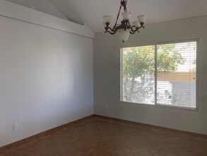 1038 Aspen Breeze Ave in Las Vegas, NV - Building Photo - Building Photo