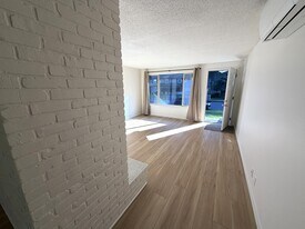 745 E 43rd Ave in Eugene, OR - Building Photo