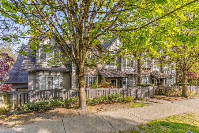 Chancery Lane in Burnaby, BC - Building Photo - Primary Photo