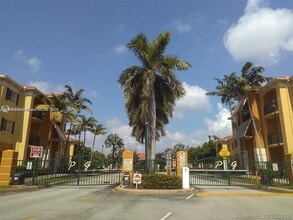 7300 NW 114th Ave in Doral, FL - Building Photo - Building Photo