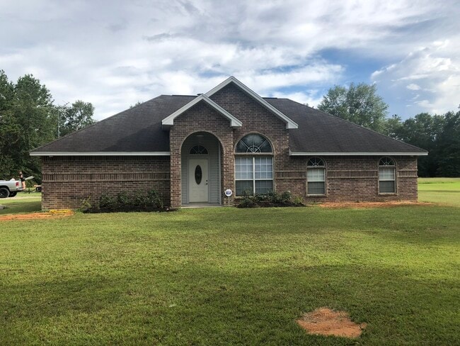 property at 2946 Picturesque Dr