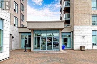 23-723 Oneida Crescent in Richmond Hill, ON - Building Photo - Building Photo