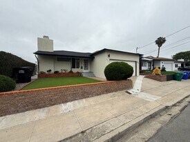 5053 Art St in San Diego, CA - Building Photo