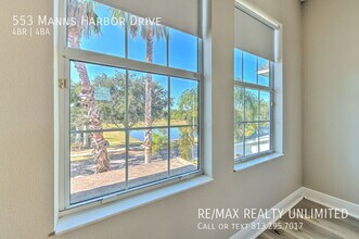 553 Manns Harbor Dr in Apollo Beach, FL - Building Photo - Building Photo