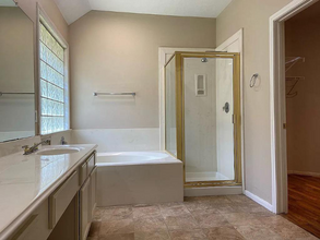 1803 Oak Cluster Cir in Pearland, TX - Building Photo - Building Photo
