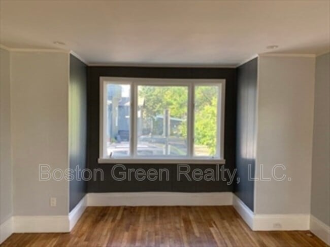 17 Fremont Ave in Somerville, MA - Building Photo - Building Photo