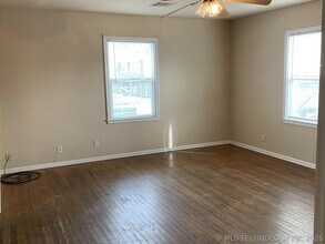 220 S 70th E Ave in Tulsa, OK - Building Photo - Building Photo