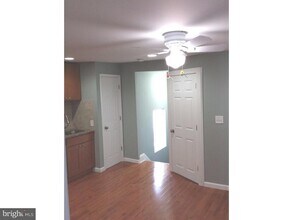 337 Christian St in Philadelphia, PA - Building Photo - Building Photo