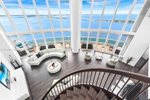 1643 Brickell Ave, Unit 3301 in Miami, FL - Building Photo