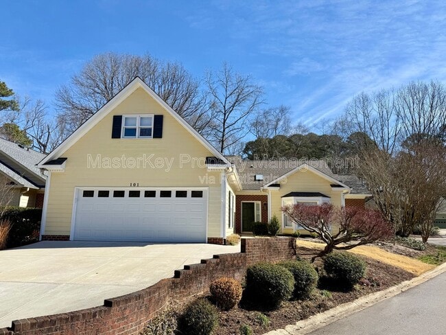 property at 101 Prestwick Pl