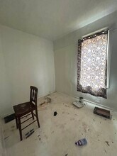 5470 Plover Ave in St. Louis, MO - Foto de edificio - Building Photo