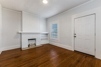 6012 Richmond Ave in Dallas, TX - Building Photo - Building Photo