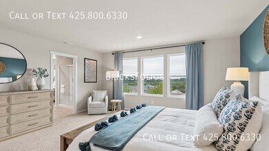 4004 Hyde Lp NE in Olympia, WA - Building Photo - Building Photo