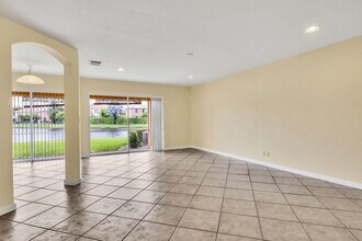 3209 Osprey Ln in Royal Palm Beach, FL - Building Photo - Building Photo