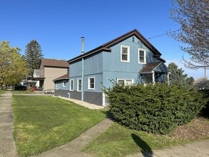 111 Erie St in Oswego, NY - Building Photo - Building Photo