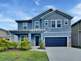 1011 Island Pond Dr in Plant City, FL - Building Photo