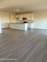 3009 Aiken Back Ln in La Grange, KY - Building Photo - Building Photo