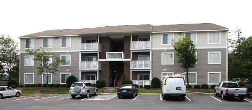 University Terrace in Charlotte, NC - Building Photo