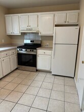 6 Pollux Cir E in Portsmouth, VA - Building Photo - Building Photo