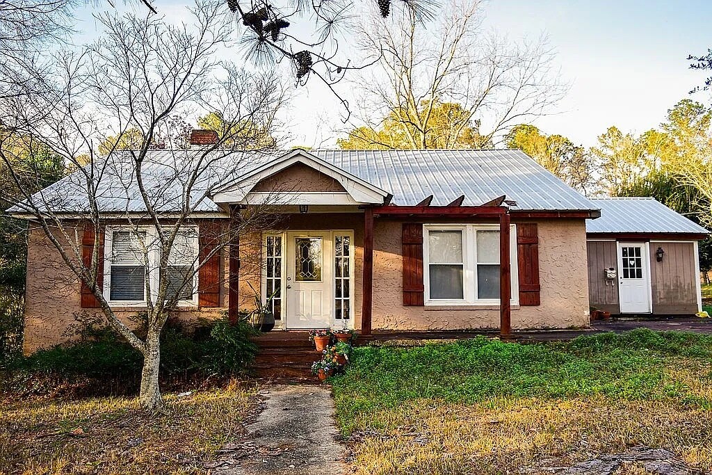 3986 Fortner St in Dothan, AL - Building Photo