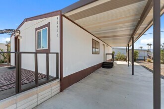 32520 Westchester Dr in Thousand Palms, CA - Building Photo - Building Photo