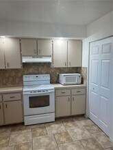 355 Spring Lake Blvd NW in Port Charlotte, FL - Building Photo - Building Photo