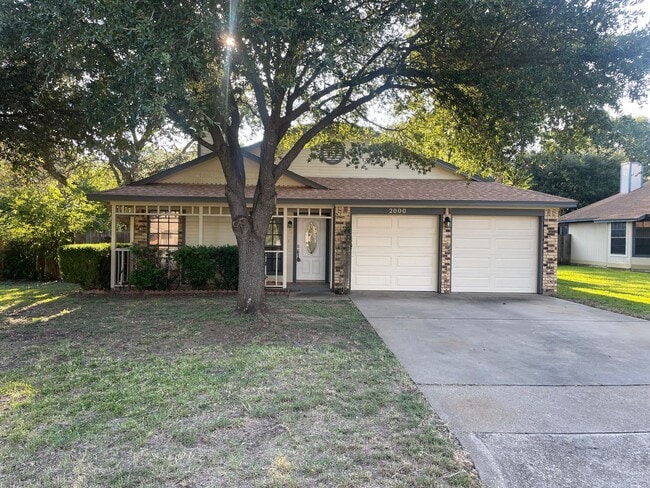 2000 Rey Dr