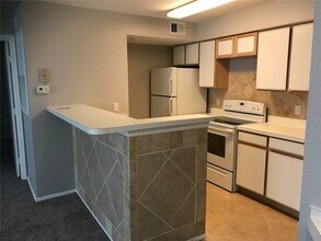 2209 Antigua Pl, Unit 815 in Kissimmee, FL - Building Photo - Building Photo