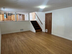 6880 Pinecrest St NE in Canton, OH - Building Photo - Building Photo