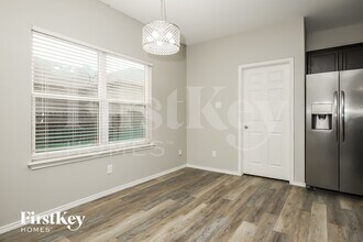 168 Fabarm Ln in New Braunfels, TX - Foto de edificio - Building Photo