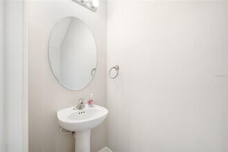 7042 Summer Holly Pl in Riverview, FL - Building Photo - Building Photo