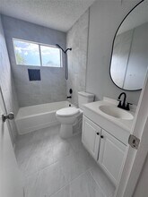 17611 Northhagen Dr in Houston, TX - Building Photo - Building Photo